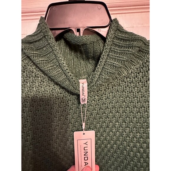 Amazon tik tok inspired viral SWEATER - Picture 4 of 9